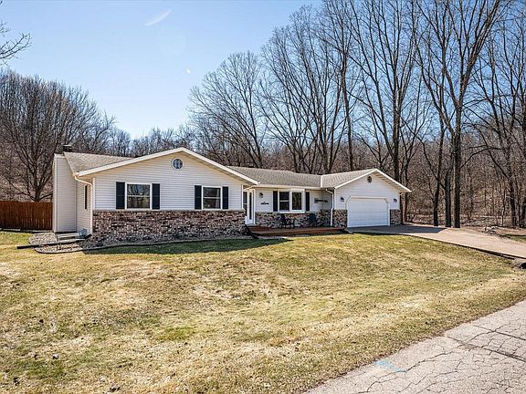 2nd image of 4106 Cardinal LANE