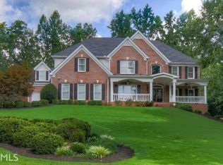 5164 Old Oaks Ct, Flowery Branch, GA 30542