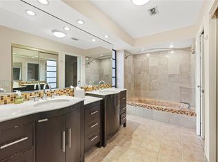 1711 Saint Andrews Rd, Hollywood, FL 33021