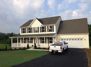 1025 Gombach Rd, Claridge, PA 15623