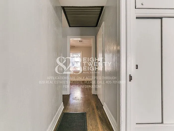930 Miller Ave — Photo 37