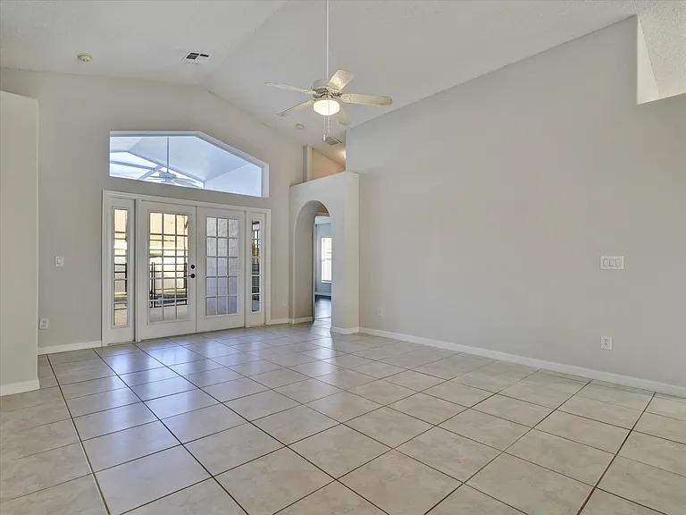 2508 Caliente Trail3856 Keyless Entry — Photo 11