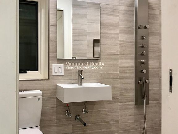 3rd image of 1060 Beacon St APT C