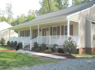 12435 Dogwood Trl, Gloucester, VA 23061