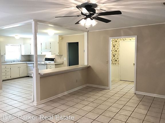5th image of 115 Westover Dr