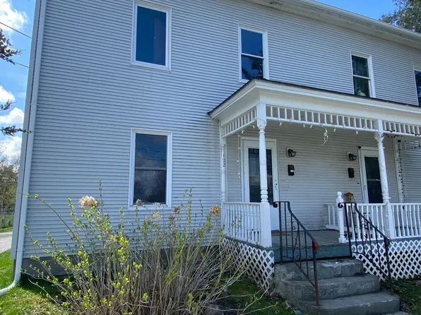122 Pearl St, Saint Albans, VT 05478