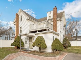46 Sturbridge St, Mattapan, MA 02126