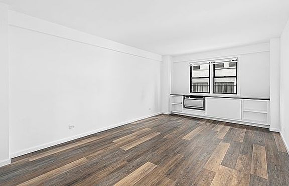 4th image of 320 E 58th St APT 5C