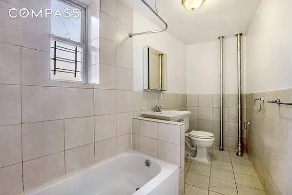 Rented by Compass | media 10