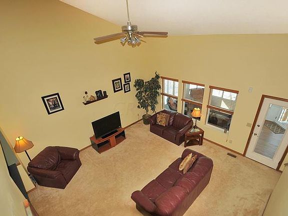4th image of 4143 Guston Pl