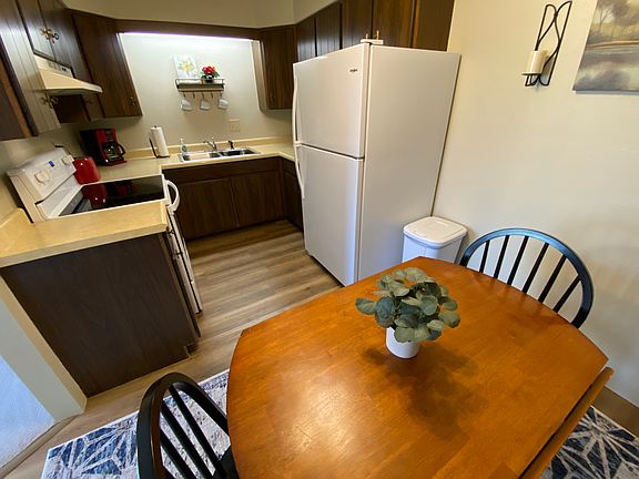 Well-equipped kitchen featuring full-size appliances and all the essentials