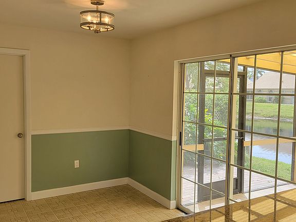 5th image of 3520 57th Avenue Cir W #10