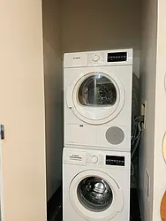 Rented by Gulia Wang, LREB