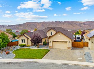 11785 Paradise Hills Ct, Sparks, NV 89441