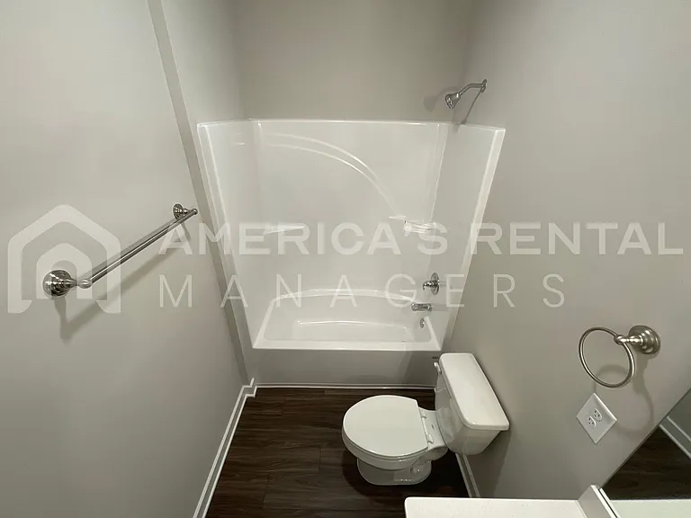 84 Victor Dr — Photo 15