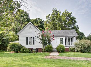 225 W Academy St, Randleman, NC 27317