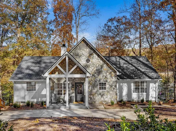 106 Indian Hills Dr, Westminster, SC 29693