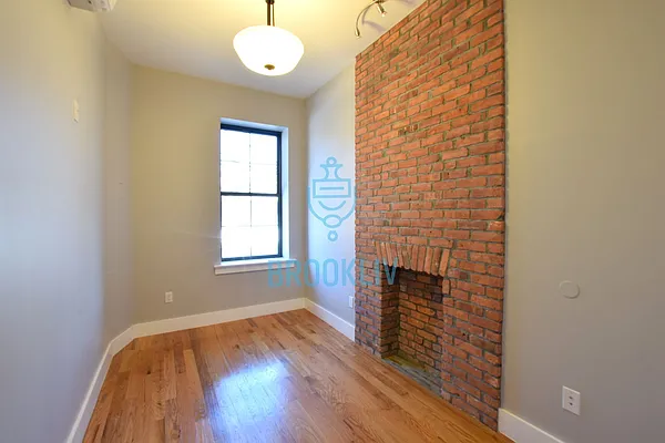 Rented by null | media 50