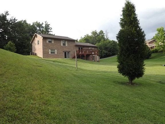 3rd image of 275 Venture Ln