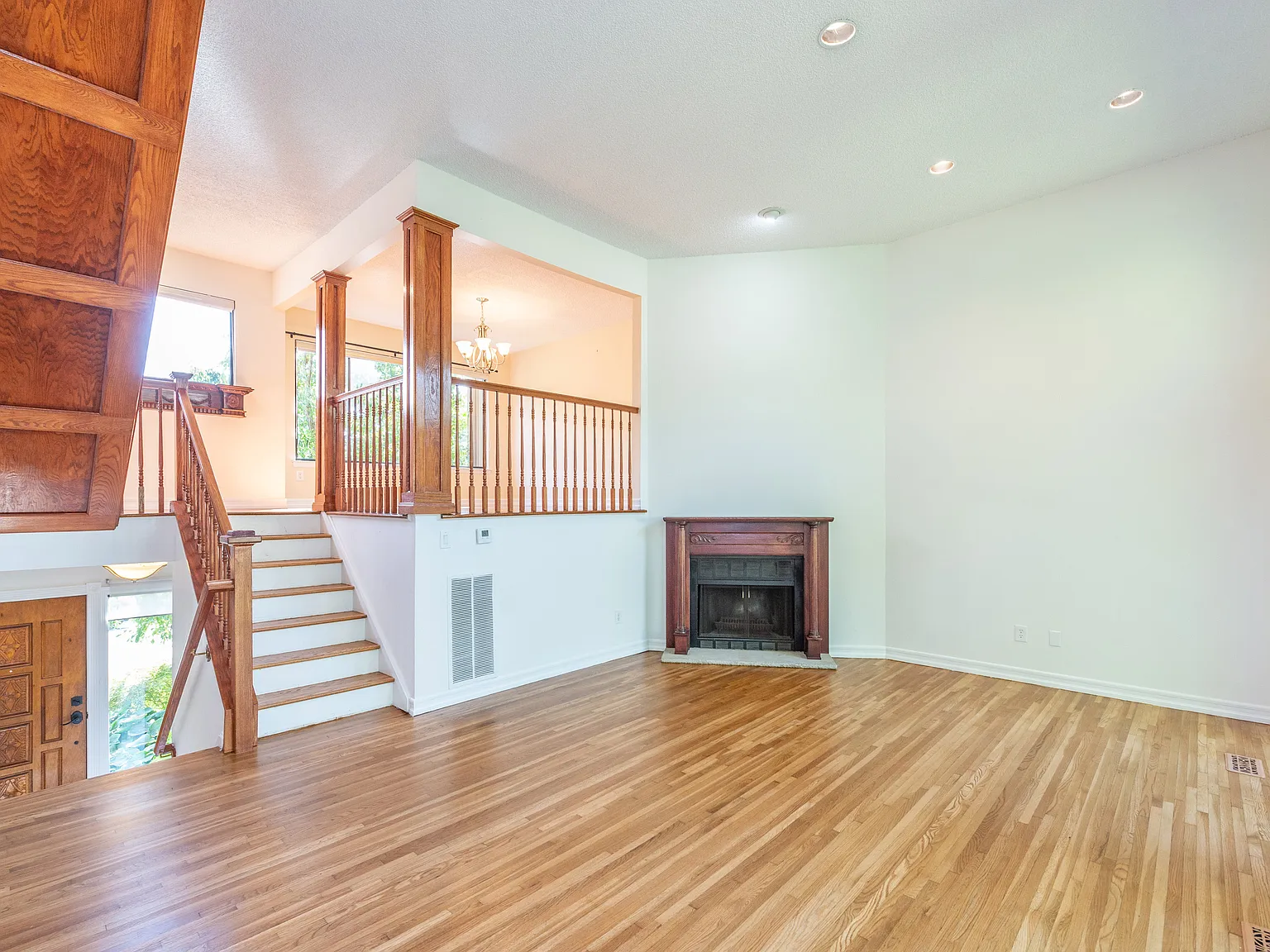 2 bed, 2.5 bath, $3,800 — Photo 4