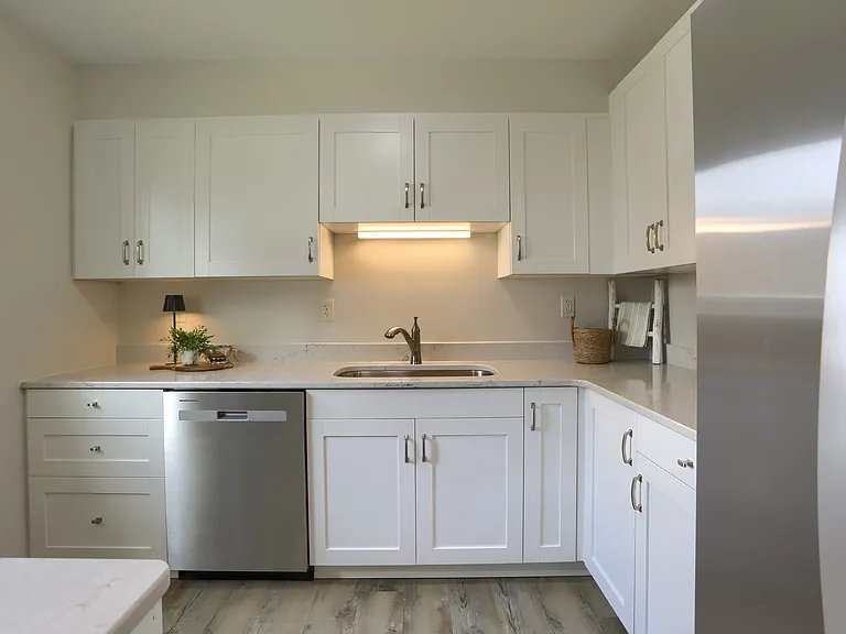 Briarcrest Gardens Apartments & Townhomes — Photo 5