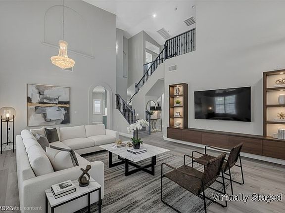 4th image of 1013 Puerta Del Sol Dr