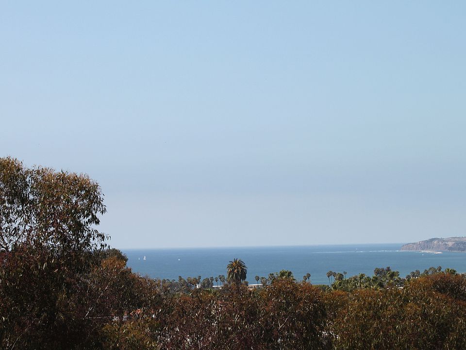 Ocean, Sunset and Harbor views from all three levels