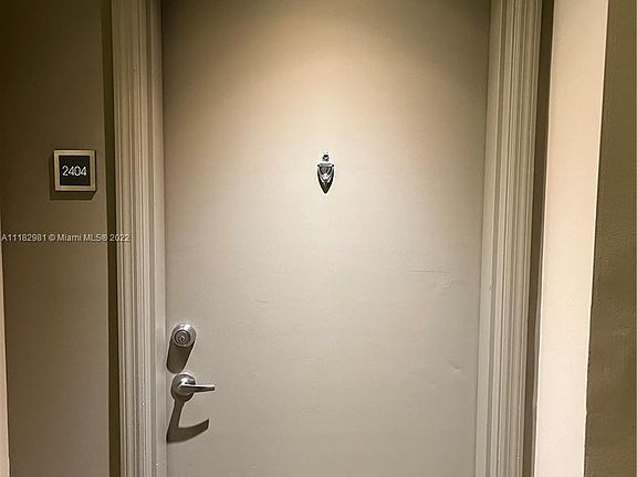 5th image of 950 Brickell Bay Dr APT 2404