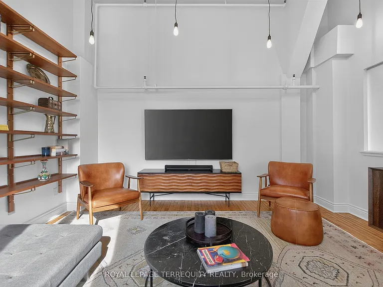 75 Markham St #1 — Photo 24