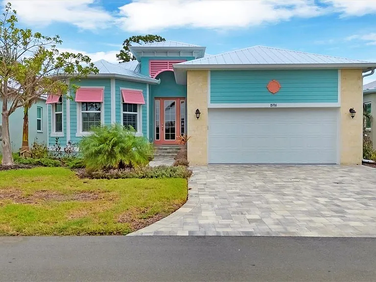 8936 Scallop Way — Photo 4