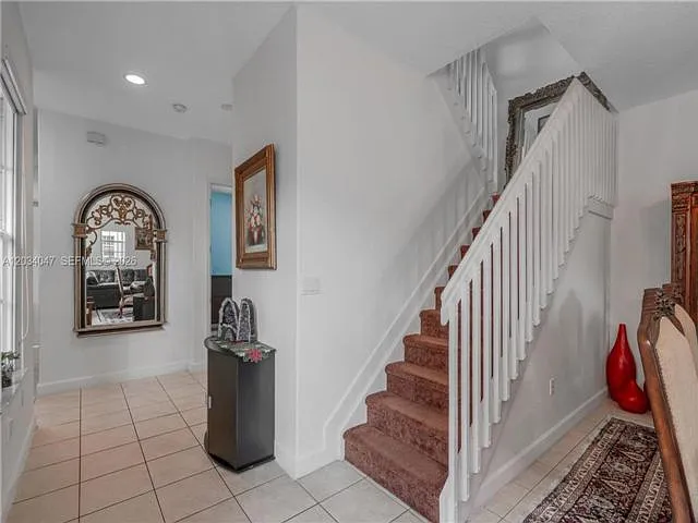 623 SW 146th Ter — Photo 16