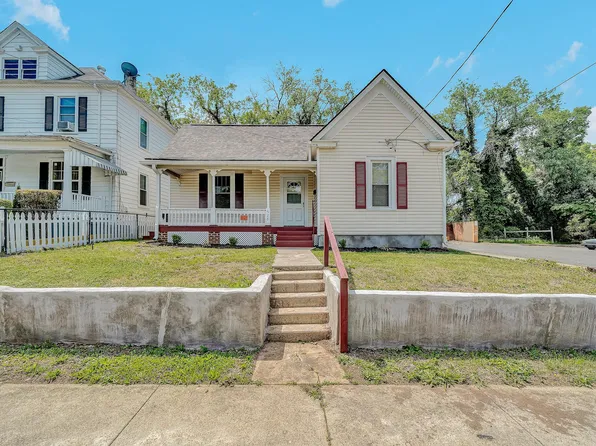 528 Rutherford Ave NW, Roanoke, VA 24016