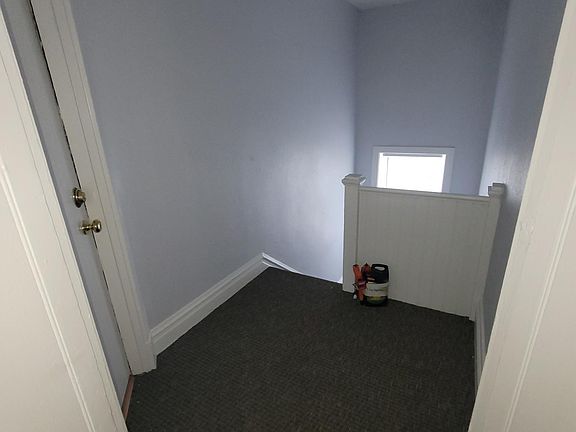 3rd image of 2214A McNair Ave