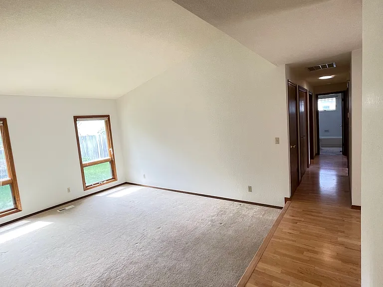 417 E Ranch Dr — Photo 16