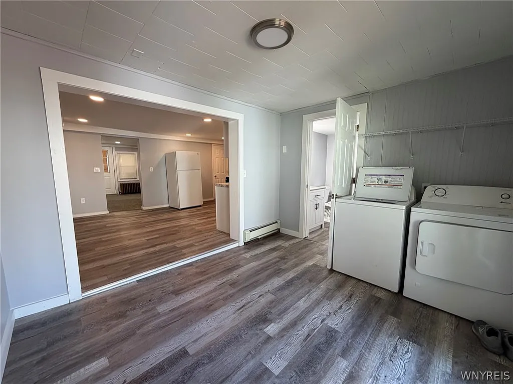 2 bed, 2.0 bath, 1513 sqft, $1,400 — Photo 2