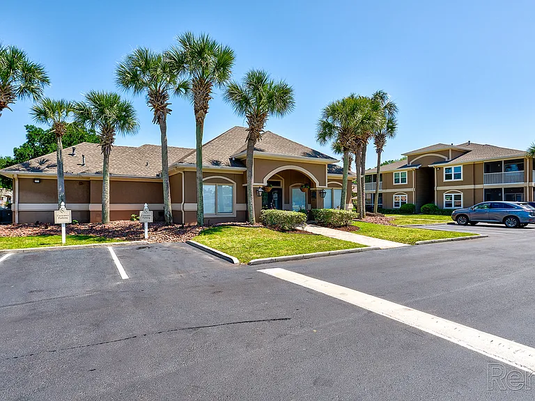 Crestview at Oakleigh Apartments — Photo 51