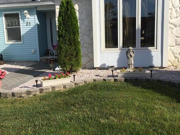 3rd image of 31 Swindon Ct