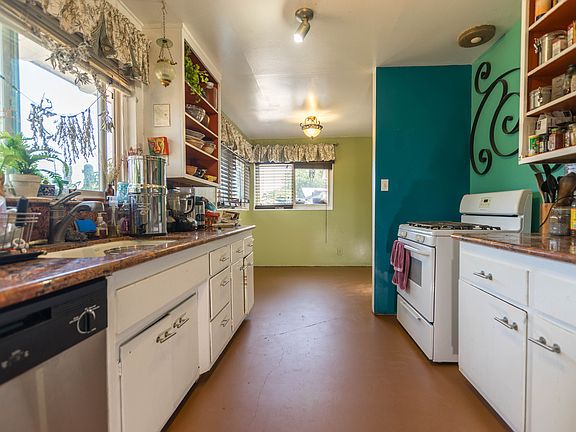 5th image of 3458 Melvin Ct
