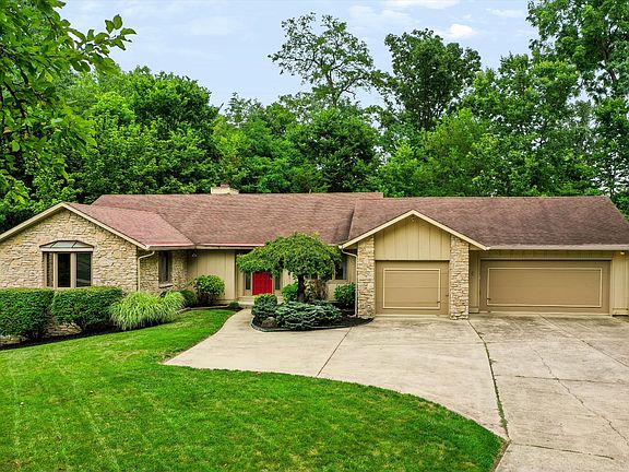 2nd image of 8537 Helmsman Cir