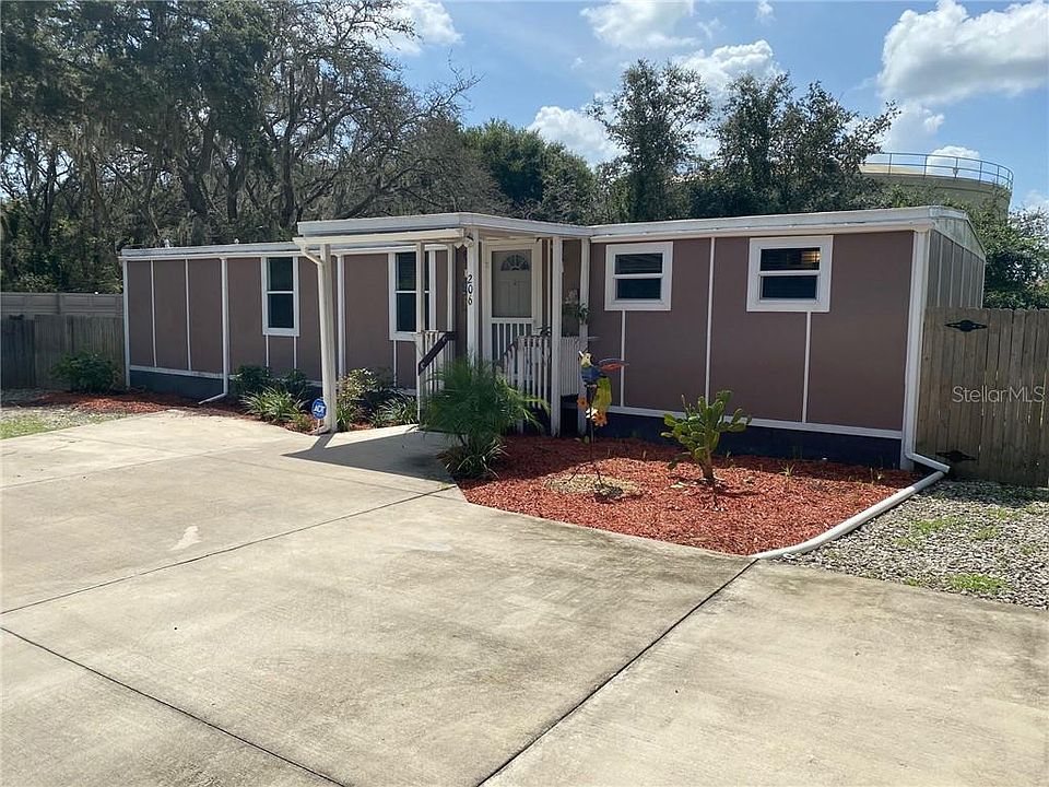 1st image of 206 Skyline Dr