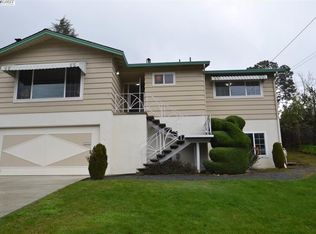 18874 Walnut Rd, Castro Valley, CA 94546