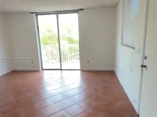 1801 S Treasure Dr, North Bay Village, FL