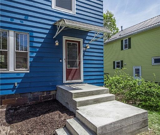 2nd image of 1863 8th St