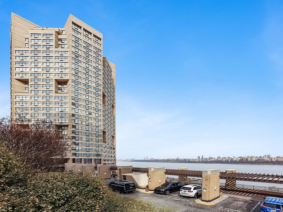 1st image of 7004 Boulevard East #4A