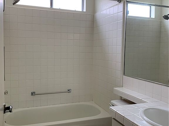 5th image of 34110 Village 34