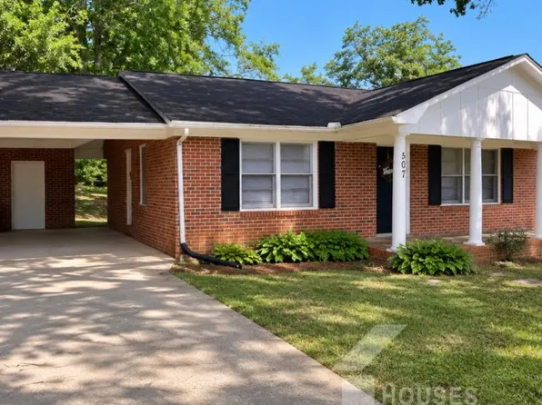 507 Garrett St, Fountain Inn, SC 29644