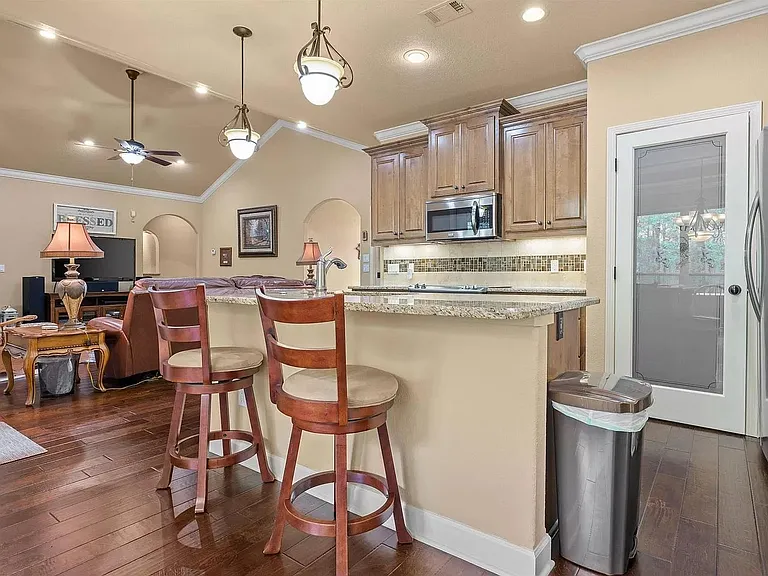 49 Panorama Dr — Photo 4