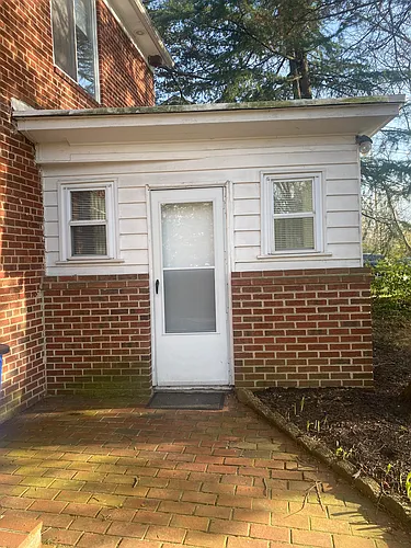 7607 Hammond Ave Photo 1
