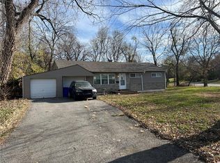 6001 E 149th St, Grandview, MO 64030