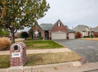 11520 S Mulberry Ct, Jenks, OK 74037